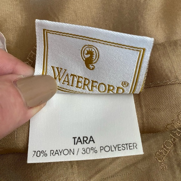 Waterford set of 2 Accent Pillow case Tapestry Rust Gold & Green 23.5 X 19.5” - Picture 7 of 12